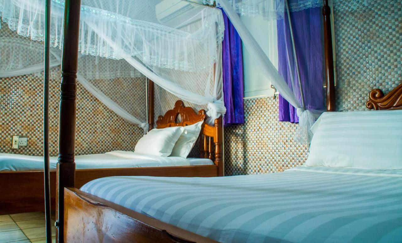 Sandton Hotel Kasese Zewnętrze zdjęcie