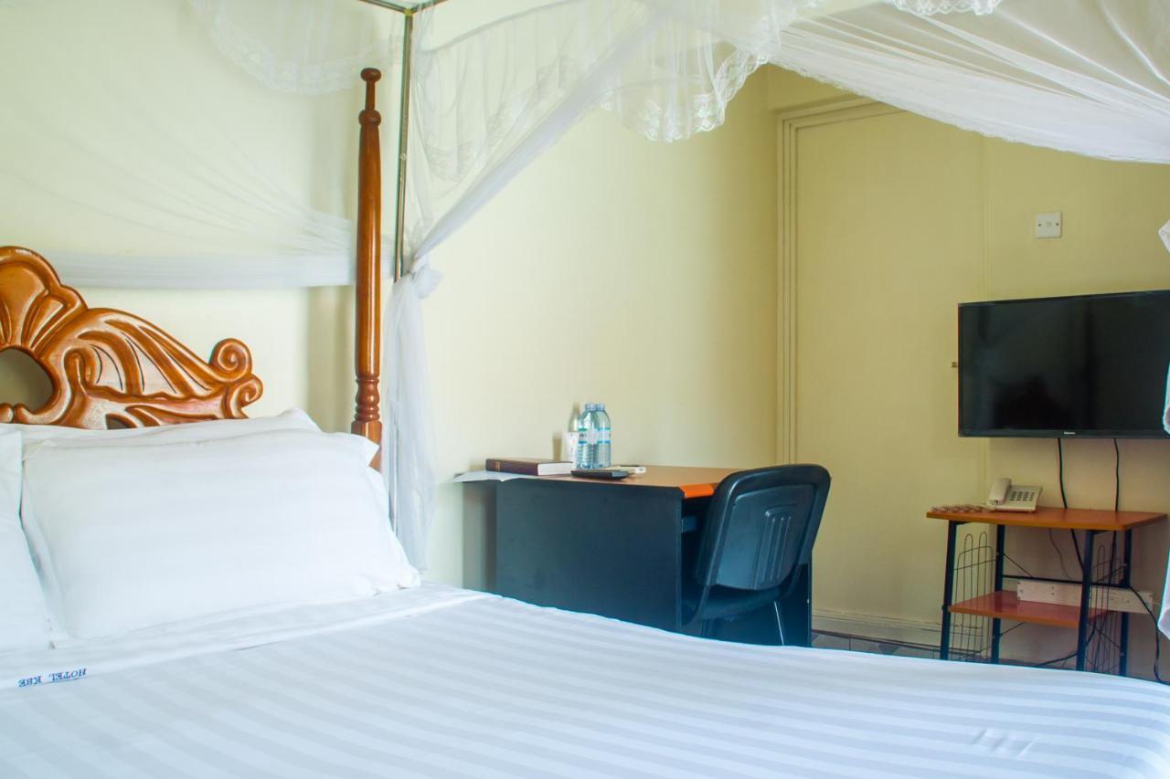 Sandton Hotel Kasese Zewnętrze zdjęcie