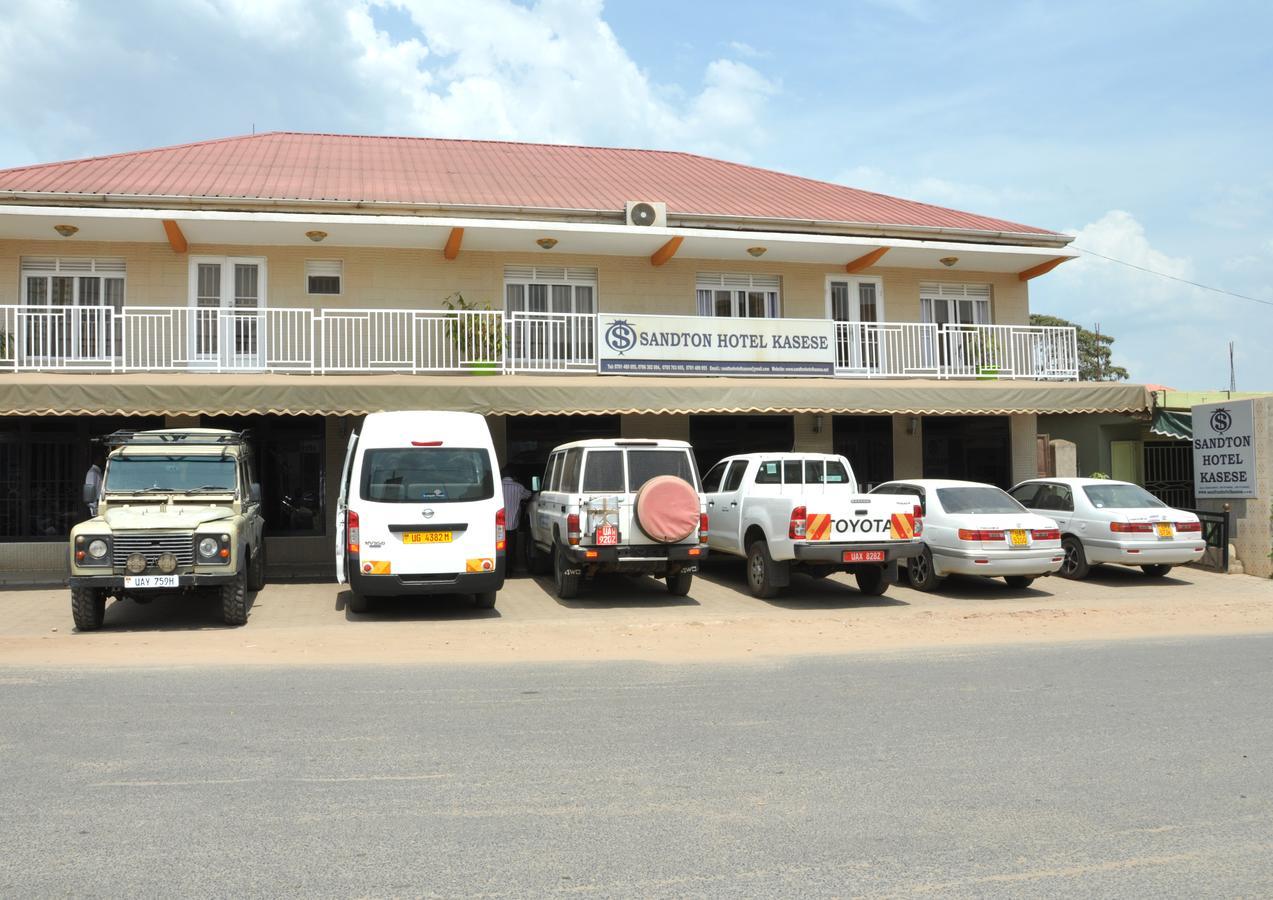 Sandton Hotel Kasese Zewnętrze zdjęcie
