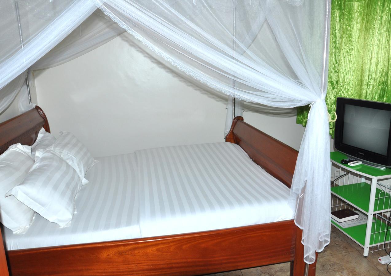 Sandton Hotel Kasese Zewnętrze zdjęcie