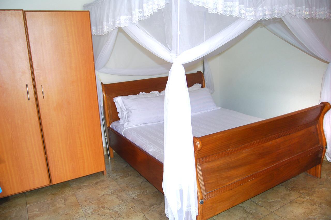 Sandton Hotel Kasese Zewnętrze zdjęcie